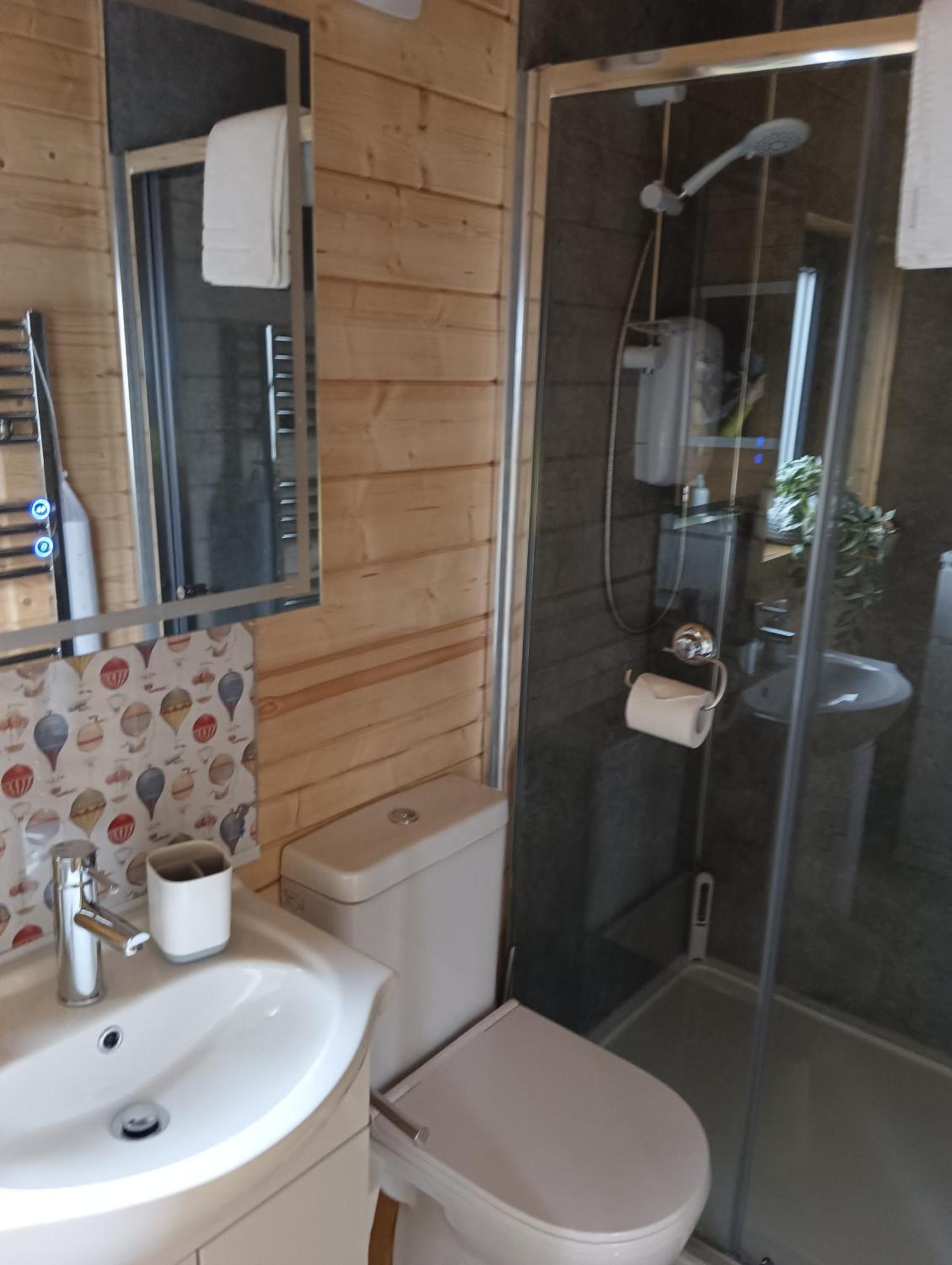 Ghillie'S Croft Cabin, Rothesay Extérieur photo